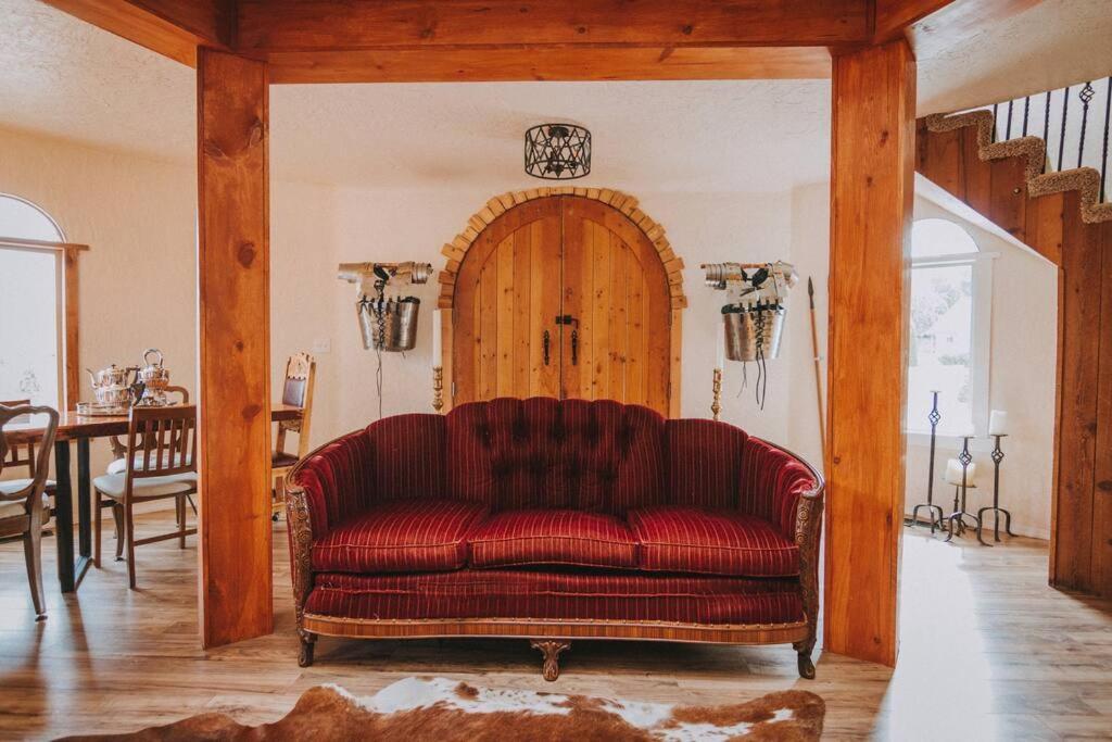 Lavender Castle Villa Sequim Dış mekan fotoğraf